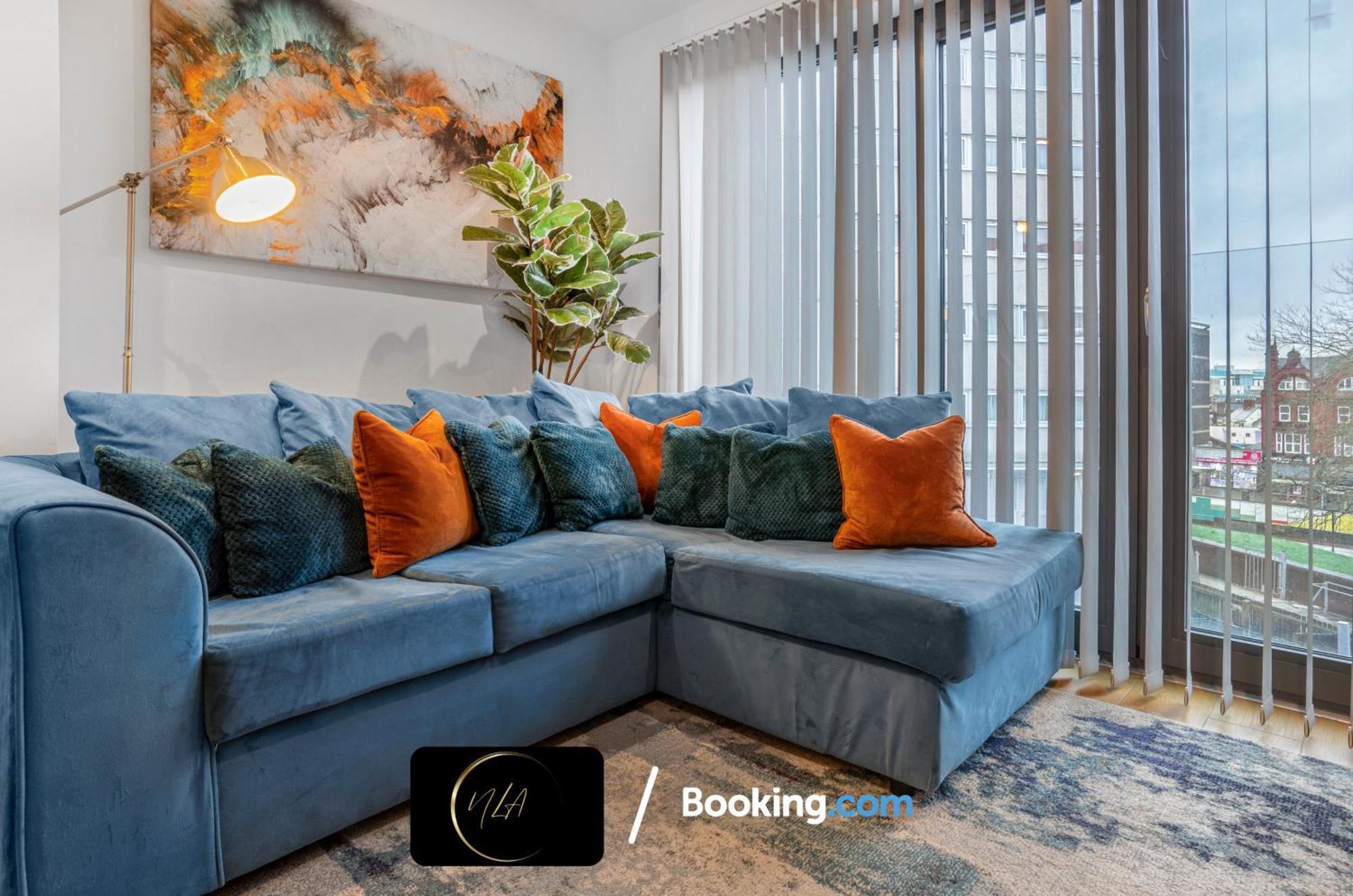 City Centre Apartment With Free Parking, 2 Bathrooms, Netflix And Wifi - Suitable For Contractors And Families - By Noor Luxury Accommodations バーミンガム エクステリア 写真
