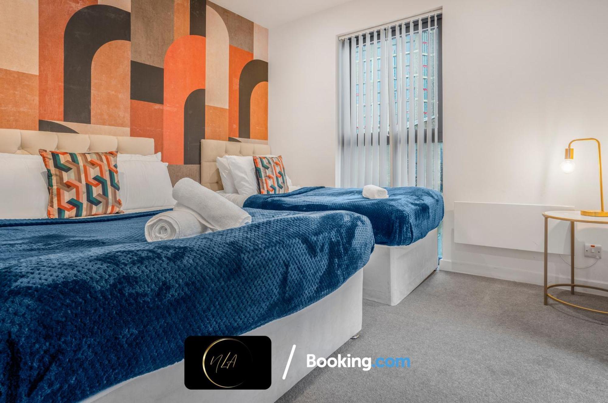 City Centre Apartment With Free Parking, 2 Bathrooms, Netflix And Wifi - Suitable For Contractors And Families - By Noor Luxury Accommodations バーミンガム エクステリア 写真