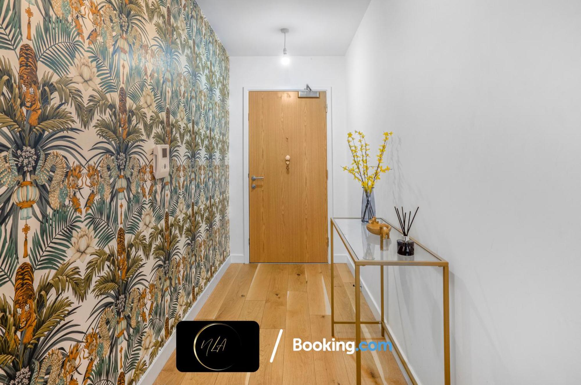 City Centre Apartment With Free Parking, 2 Bathrooms, Netflix And Wifi - Suitable For Contractors And Families - By Noor Luxury Accommodations バーミンガム エクステリア 写真